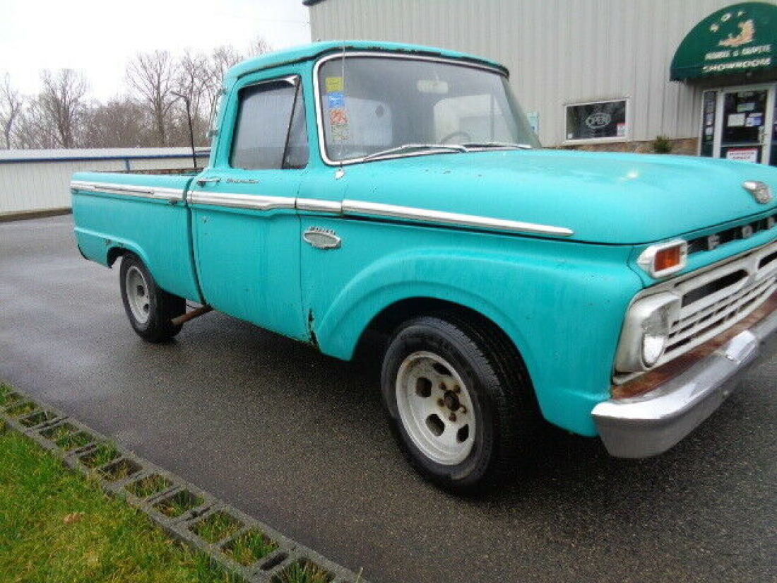 1966 Ford F-100 CUSTOM CAB 1 OWNER V8 BARN FIND - photo 4