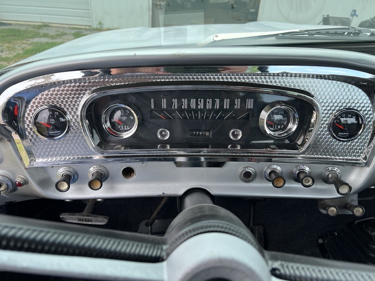1966 Ford F100 custom cab - photo 11