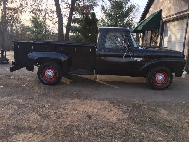1966 Ford F-100 - photo 2