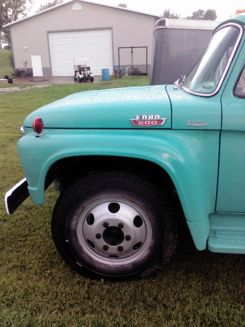 1966 Ford F600 - photo 6