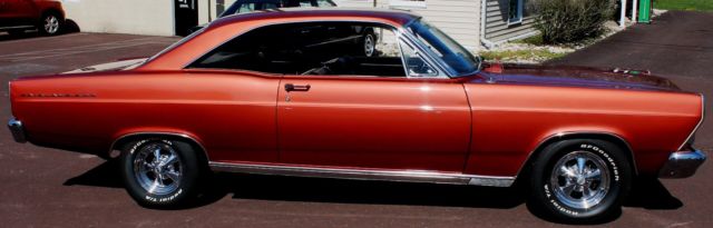1966 Ford Fairlane 500 2 door Hardtop - photo 2