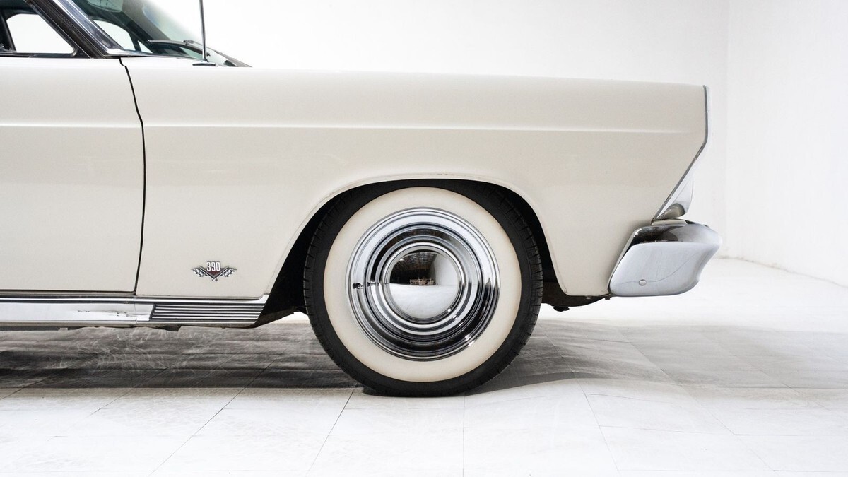 1966 Ford Fairlane 500 Wagon - photo 11
