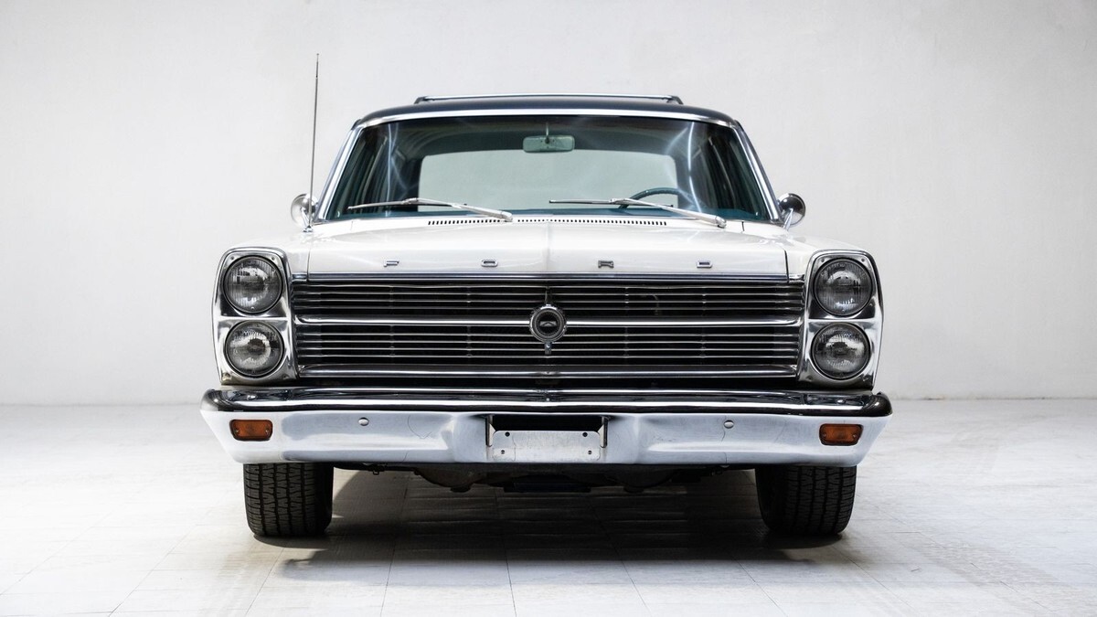 1966 Ford Fairlane 500 Wagon - photo 3