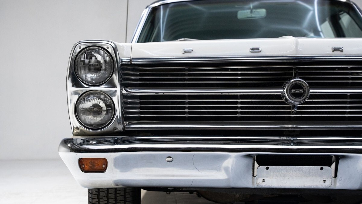1966 Ford Fairlane 500 Wagon - photo 6
