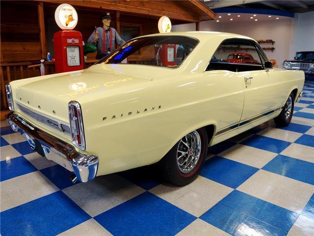 1966 Ford Fairlane -- - photo 11