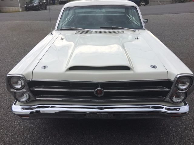 1966 Ford Fairlane XL - photo 2