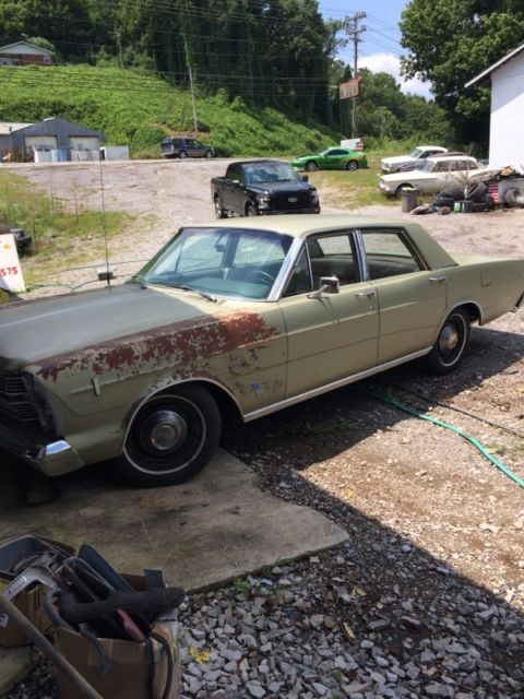 1966 Ford Galaxie - photo 2