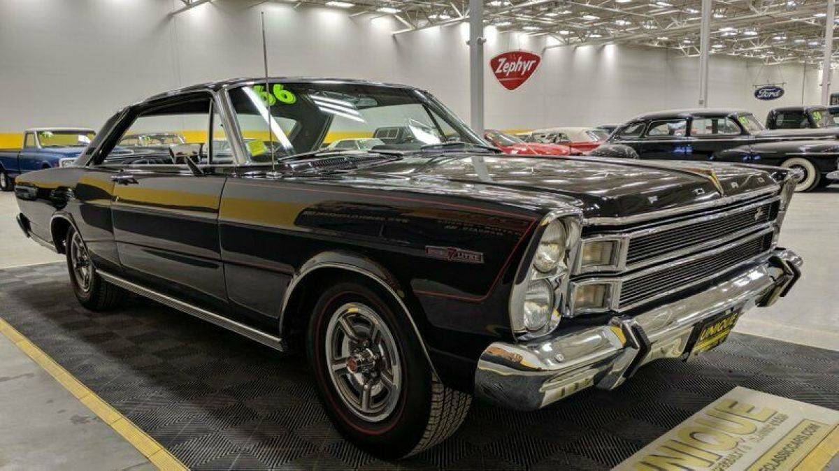 1966 Ford Galaxie 500 7 Litre 428 2dr HT - photo 3