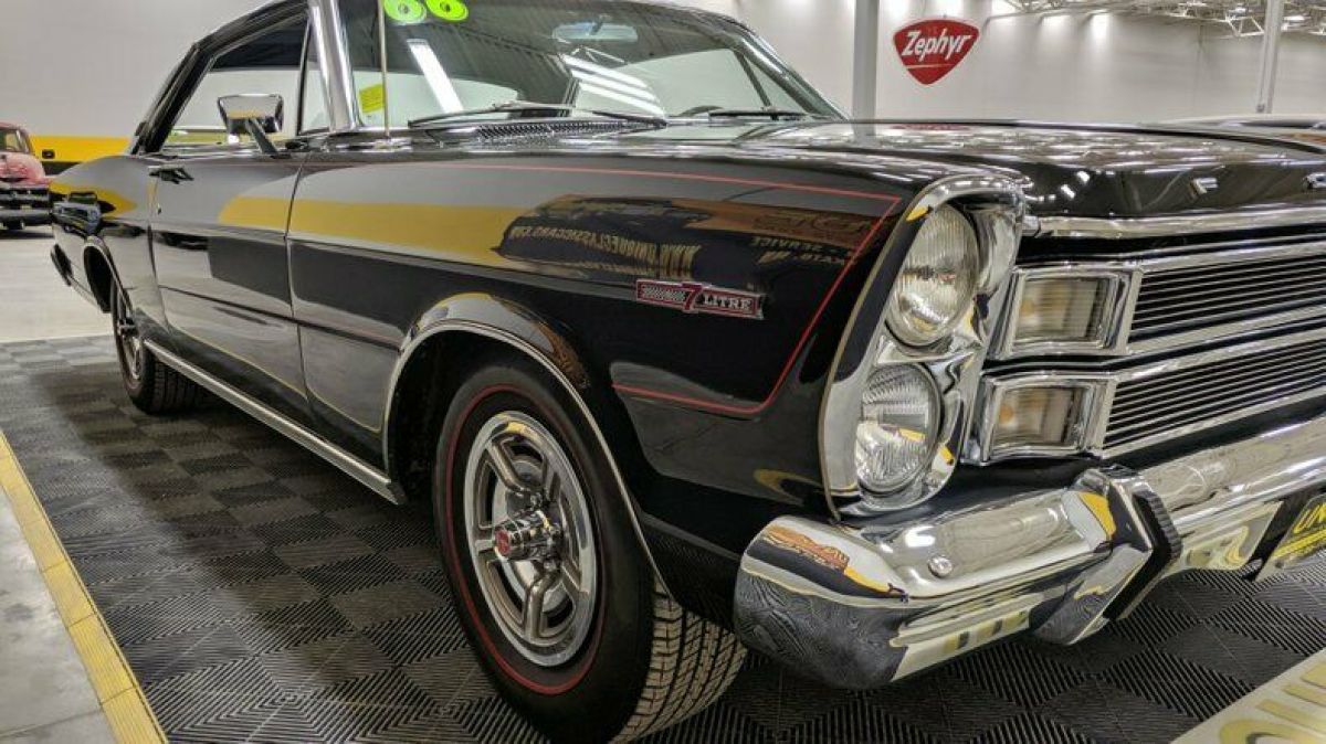 1966 Ford Galaxie 500 7 Litre 428 2dr HT - photo 8