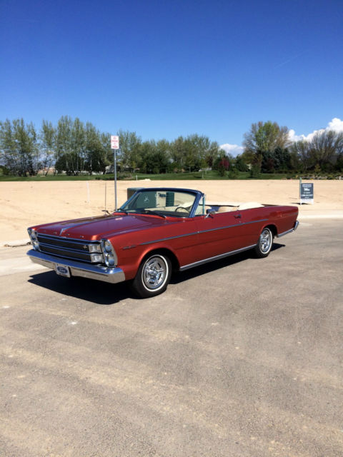 1966 Ford Galaxie 500 7 Litre Convertible