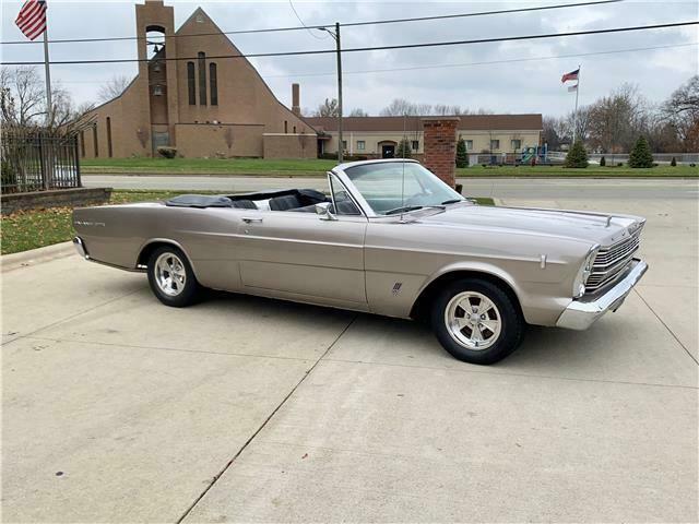 1966 Ford Galaxie -- - photo 7