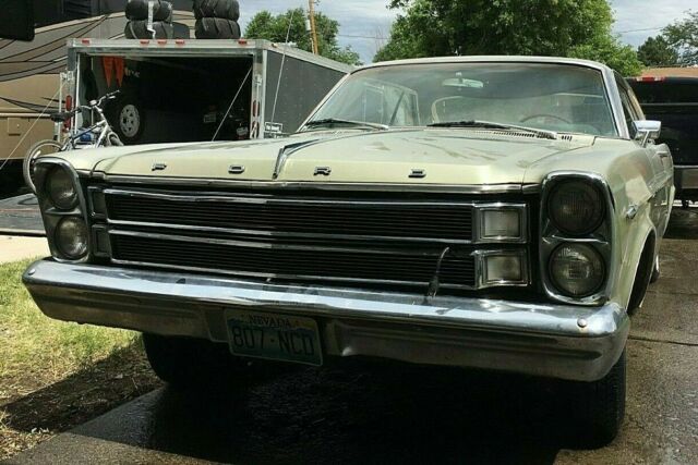 1966 Ford Galaxie 500XL 2-Door Fastback Hardtop - photo 2