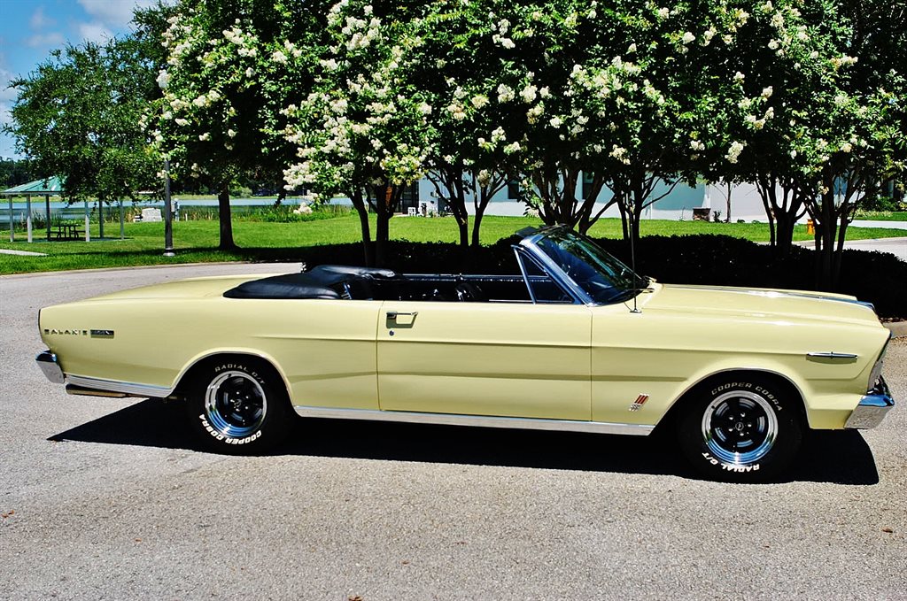 1966 Ford Galaxie 500XL Convertible 390 4bbl Absolutely Gorgeous! - photo 12