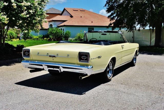 1966 Ford Galaxie 500XL Convertible 390 V8 Fully Restored - photo 4