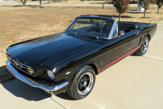 1966 Ford GT Convertible Mustang 289 with a 4-SPEED 1966 Ford Mustang GT Convertible