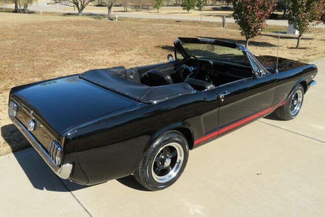 1966 Ford Mustang GT Convertible - photo 3
