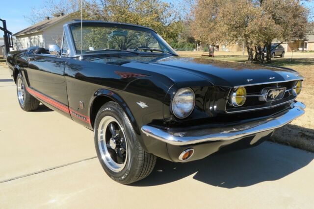 1966 Ford Mustang GT Convertible - photo 7
