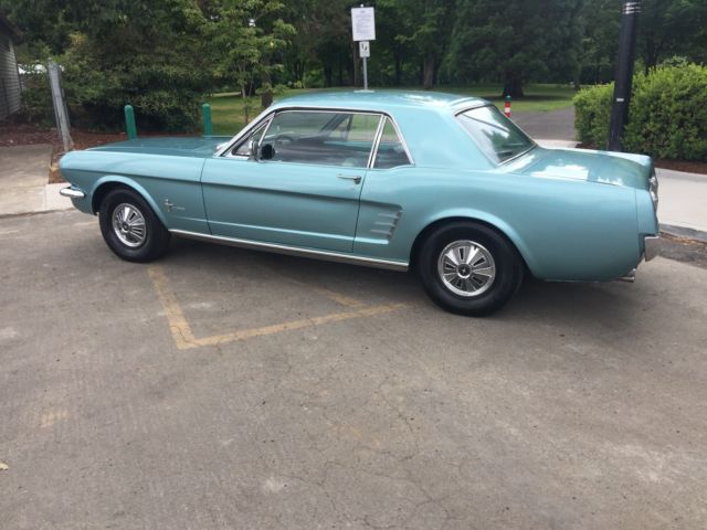 1966 Ford Mustang 2-Door Coupe HardTop - photo 2