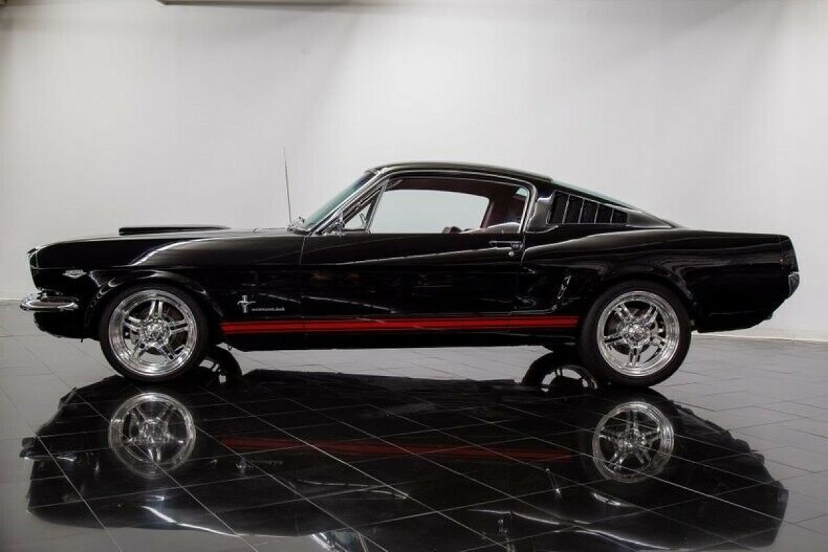 1966 Ford Mustang 2+2 Fastback - photo 13