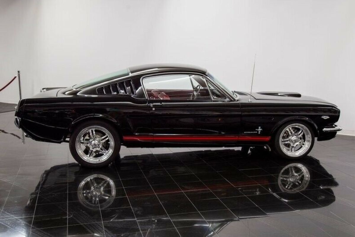 1966 Ford Mustang 2+2 Fastback - photo 5