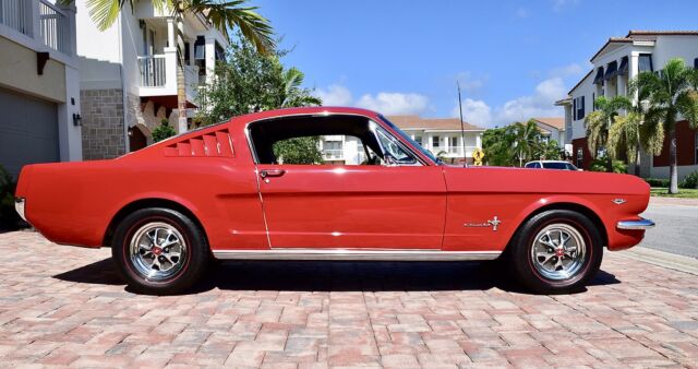 1966 Ford Mustang Fastback - photo 2