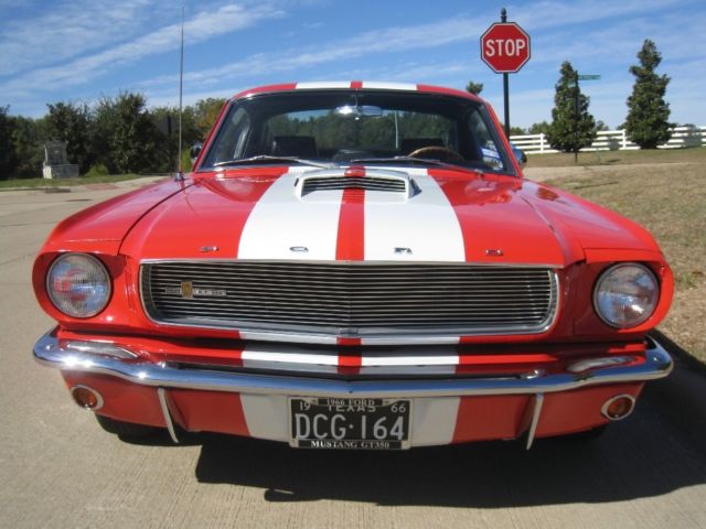 1966 Ford Mustang GT 350 Fastback - photo 4