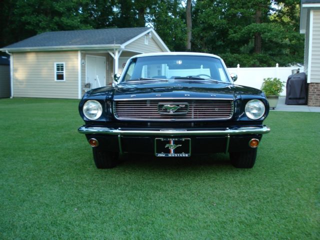 1966 Ford Mustang Coupe - photo 2