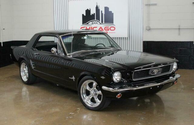 1966 Ford Mustang --