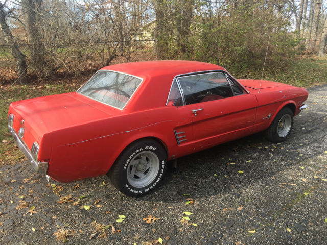 1966 Ford Mustang 289 4 barrel 4 speed 1966 Ford Mustang 4 speed