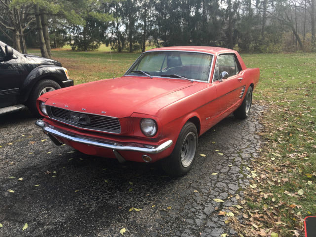 1966 Ford Mustang 4 speed - photo 2