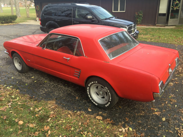 1966 Ford Mustang 4 speed - photo 4