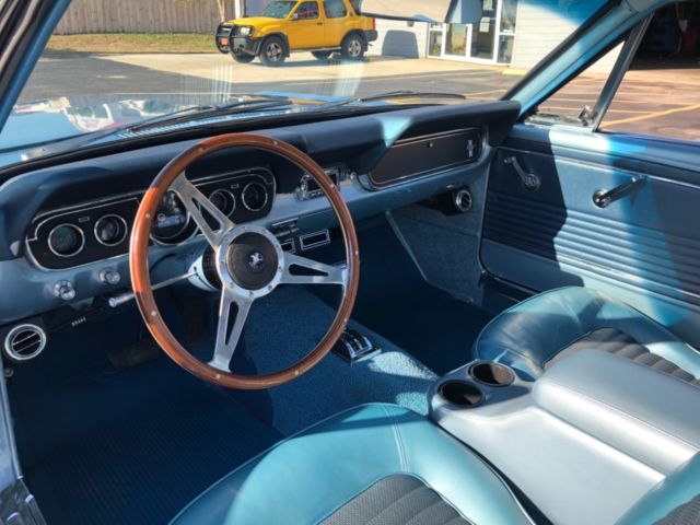 1966 Ford Mustang - photo 9
