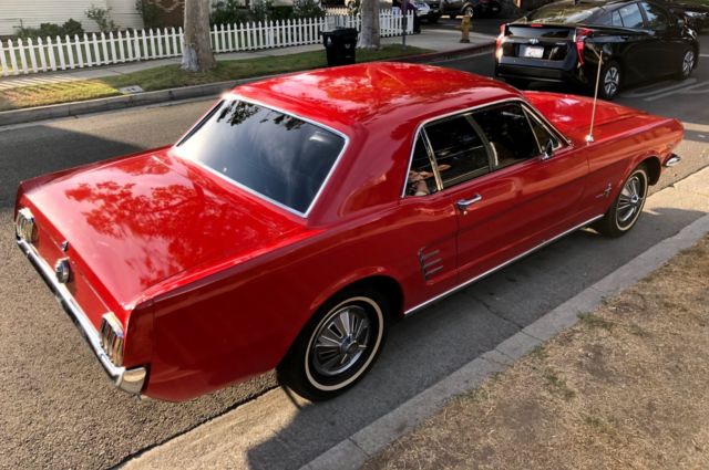 1966 Ford Mustang - photo 2