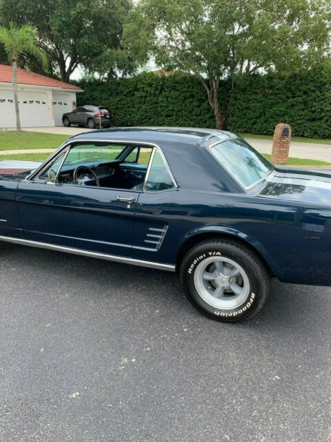 1966 Ford Mustang - photo 12