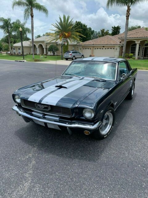 1966 Ford Mustang - photo 2