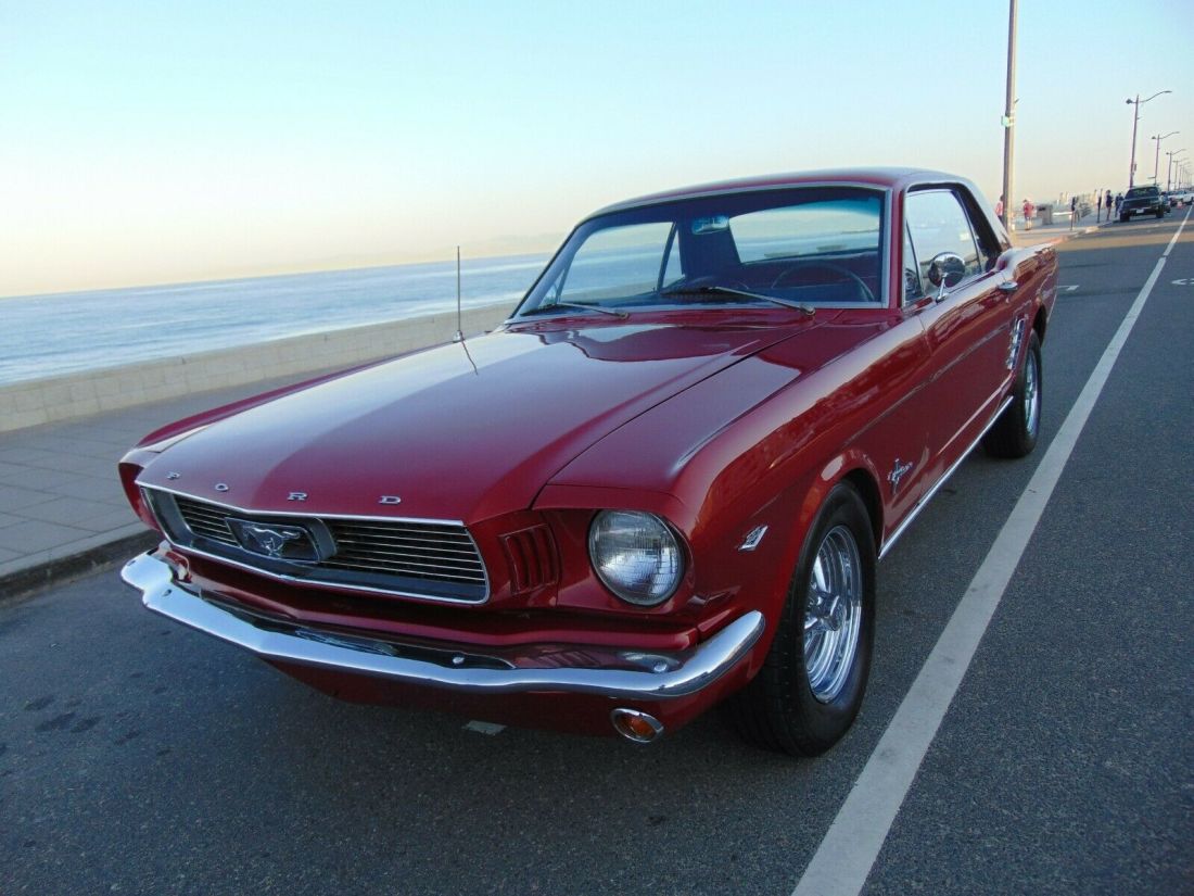 1966 Ford Mustang 289 V8 - Pony Car - rust free out of the Sacramento area 1966 Ford Mustang PONY