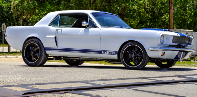 1966 Ford Mustang 2 door Coupe - photo 12