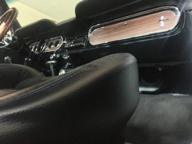 1966 Ford Mustang 2 door Coupe - photo 6
