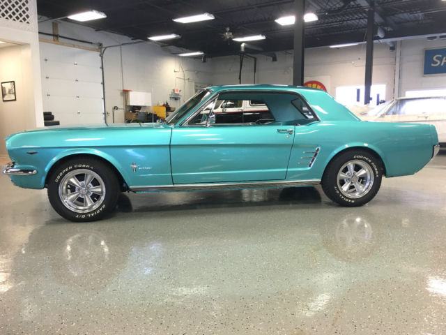 1966 Ford Mustang COUPE 289CI - AUTOMATIC - photo 4