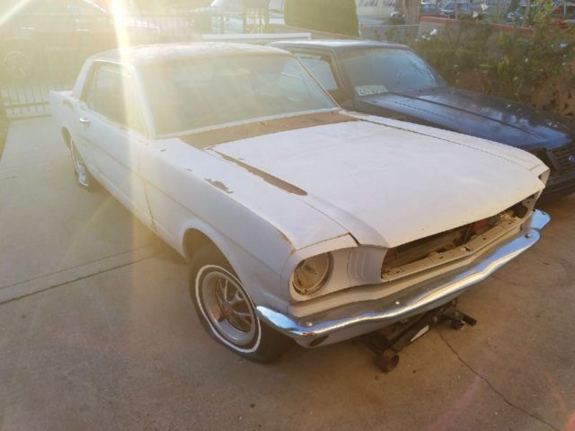 1966 Ford Mustang - photo 2