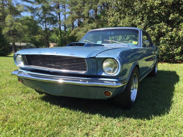 1966 Ford Mustang - photo 2