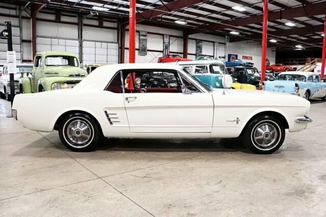 1966 Ford Mustang -- - photo 6