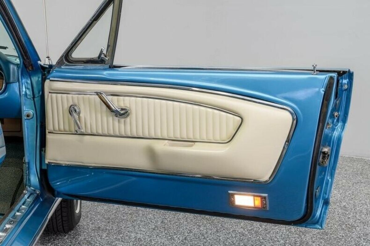 1966 Ford Mustang - photo 12
