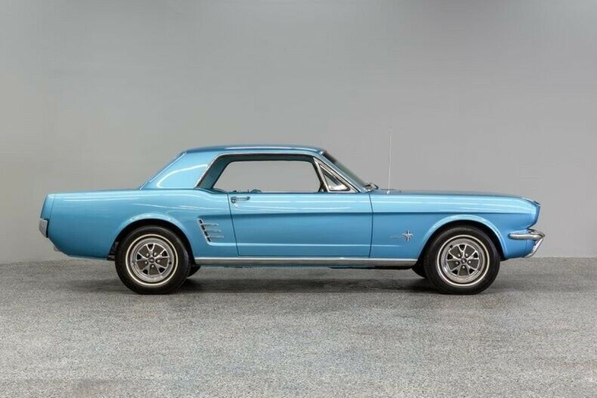 1966 Ford Mustang - photo 9