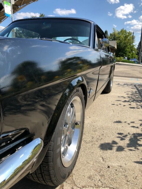 1966 Ford Mustang Base - photo 4