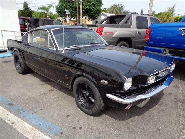 1966 Ford Mustang --