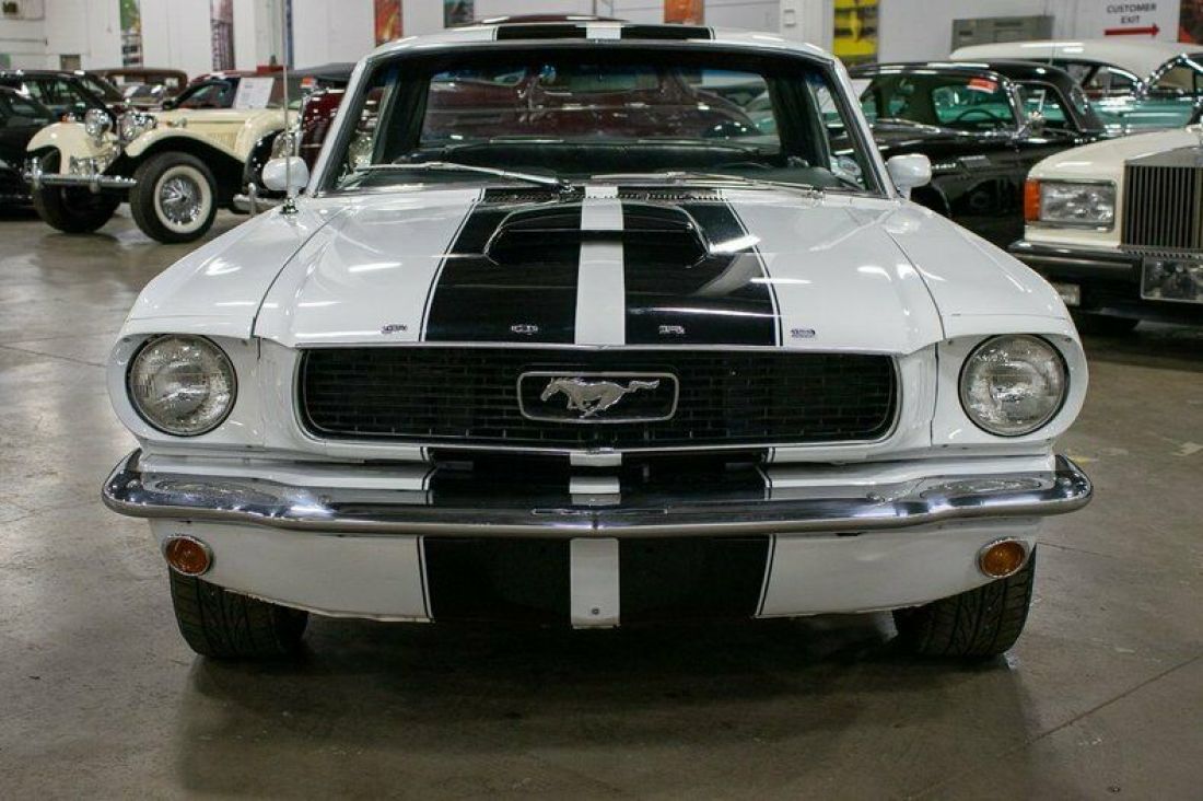 1966 Ford Mustang - photo 8