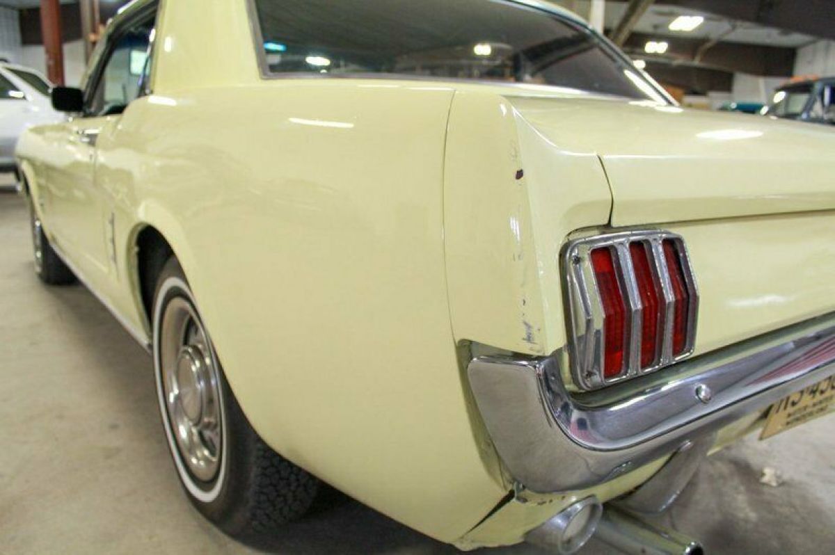 1966 Ford Mustang - photo 12