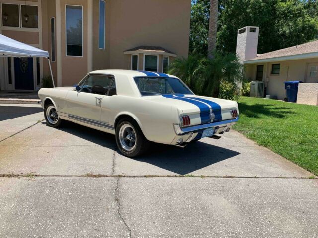 1966 Ford Mustang - photo 4