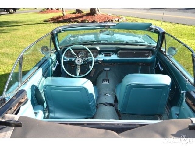 1966 Ford Mustang - photo 2